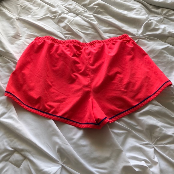 Under Armour running shorts - Picture 3 of 4